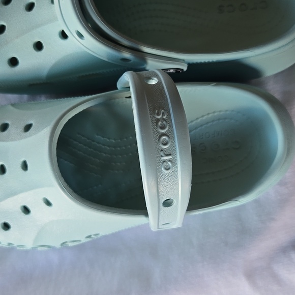 CROCS Sz:W8 Color:Blue Platform - Picture 3 of 11